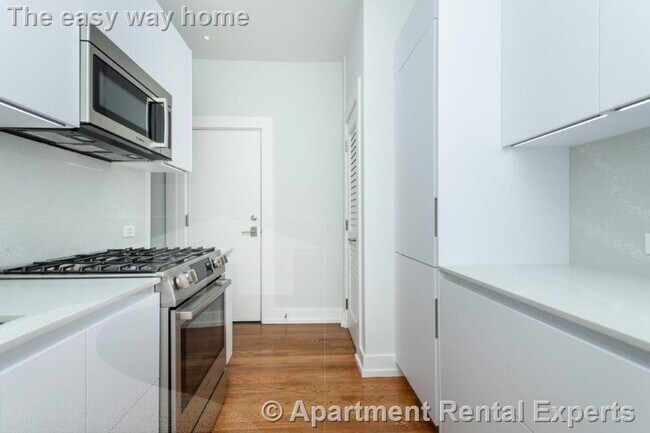 16 Forest St unit 22, Cambridge, MA 02140 - photo 4