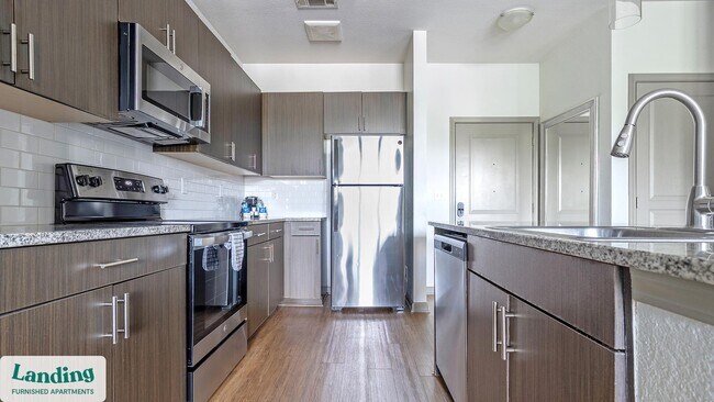 10051 Perimeter Station Dr unit 1-203, Charlotte, NC 28216 - photo 2