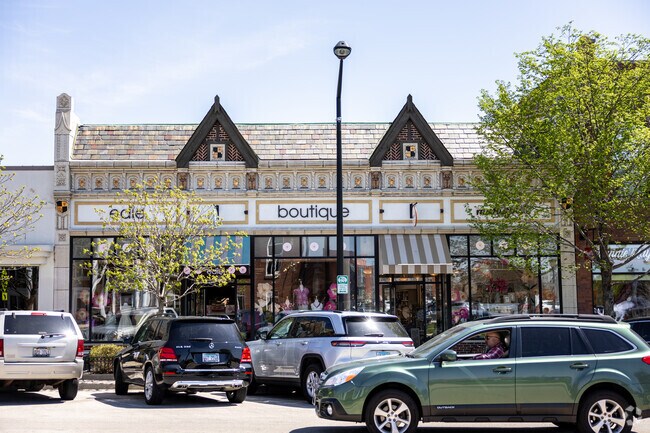 Retail shops are abundant along the street in Uptown Park Ridge.