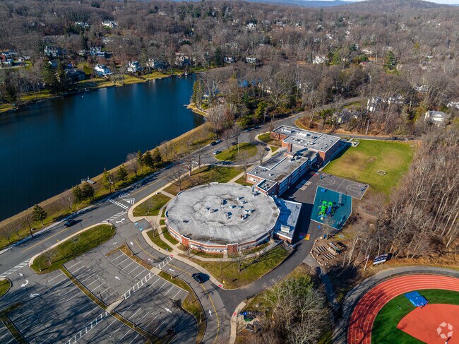 Wildwood Elementary School has a large campus for students.