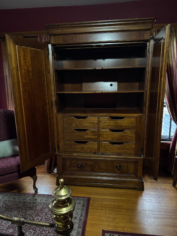 47 Dartmouth St, Springfield, MA 01109 - photo 4