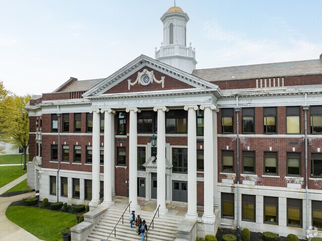 Welcome to Bay Shore Senior High School.