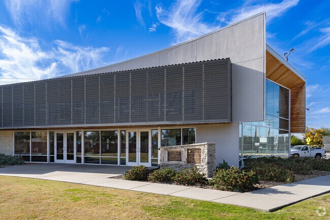 Residents of Delano find new activities at the Jefferson Park Community Center.