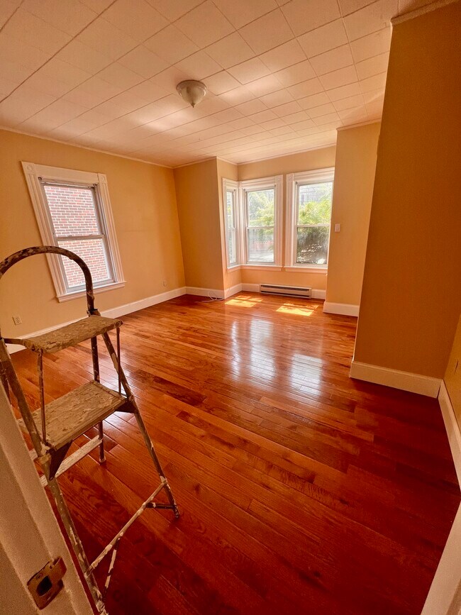 51 Beacon St, Somerville, MA 02143 - photo 2