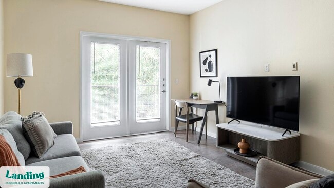 625 E Stassney Ln unit 5-5208, Austin, TX 78745 - photo 2