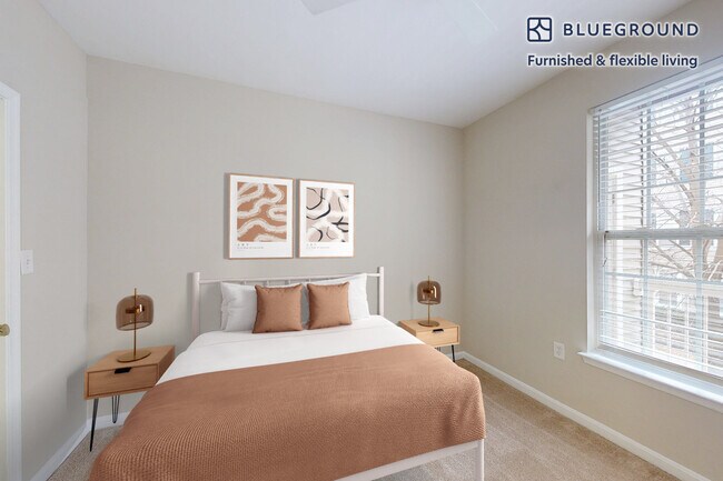 2350 26th Ct S unit FL1-ID8010A, Arlington, VA 22206 - photo 7