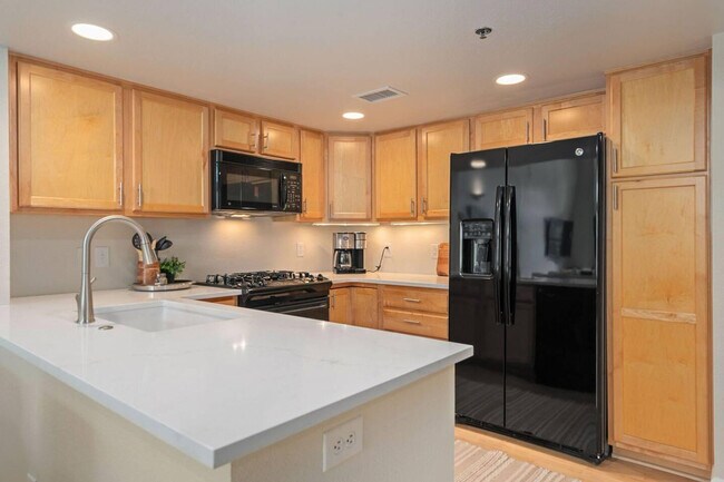 330 N Howes St unit ID1013091P, Fort Collins, CO 80521 - photo 5