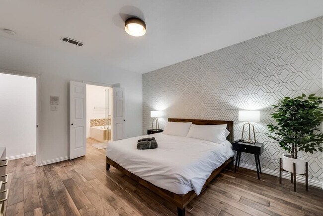 3933 Wisteria Ln unit ID1019504P, Haltom City, TX 76137 - photo 7