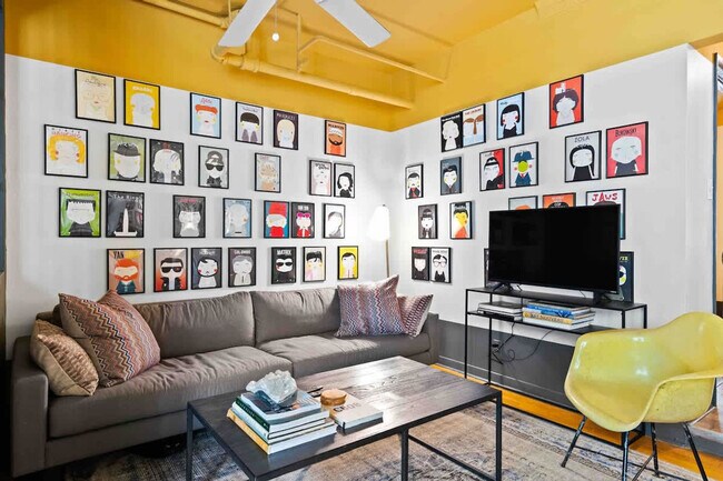 3536 N Racine Ave unit ID1360089P, Chicago, IL 60657 - photo 2