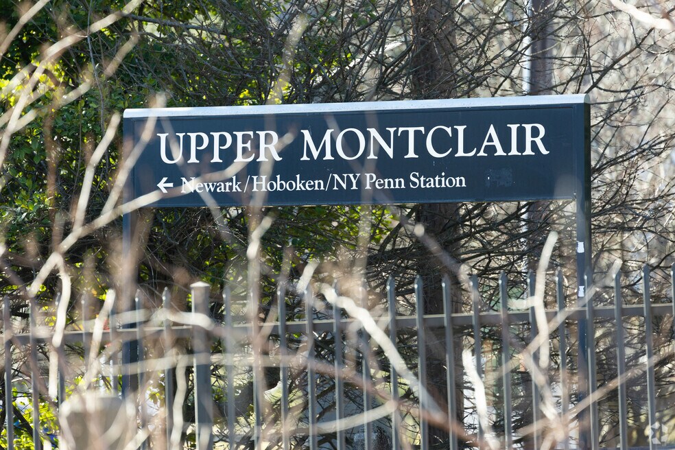 CP_Upper Montclair_1026006_p2_v1_CAN_032025