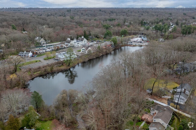 About North Stamford | Schools, Demographics, Things to Do - Homes.com