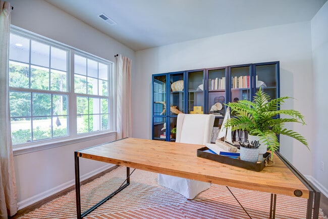 1001 Chiles Dr unit 36200755, New Bern, NC 28562 - photo 5