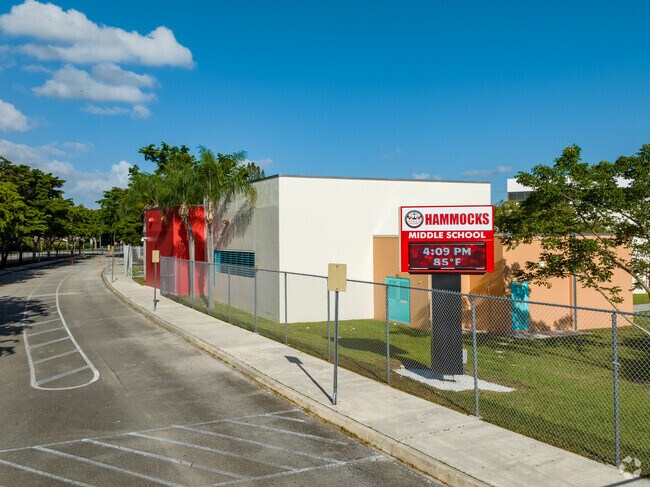 Hammocks Middle School carpool entrance and sign.