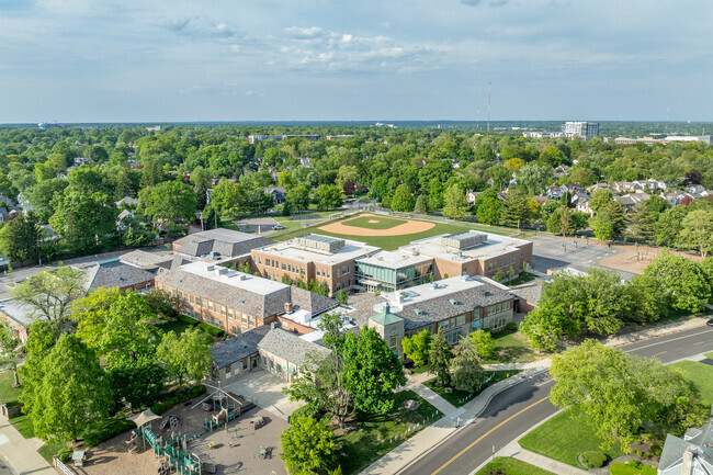Barrington Road Elementary School is located in Upper Arlington, Ohio.