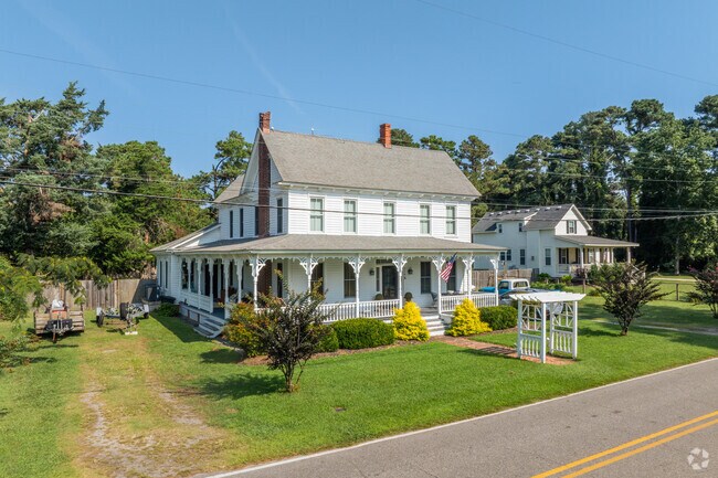 Historic Colonial Revival homes in Wanchese sell for $500,000.