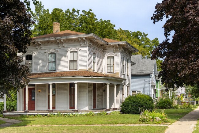 Coronado Haskell includes a variety of home styles from the early 1900s.