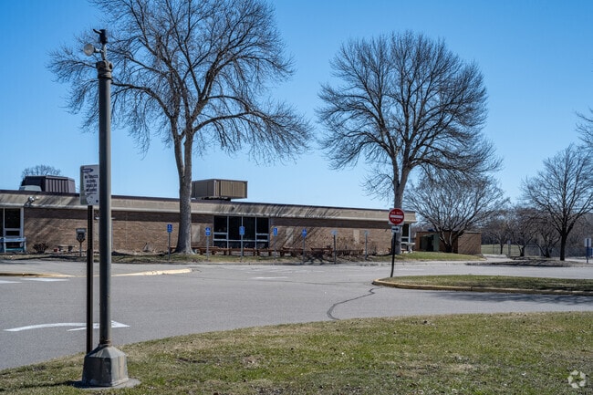 Zanewood Community School is located in Brooklyn Park, Minnesota.