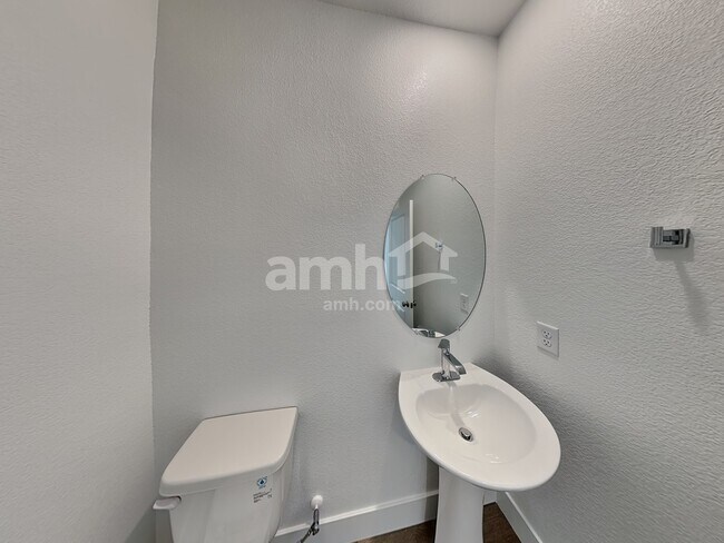 10021 Potomac St, Commerce City, CO 80022 - photo 7