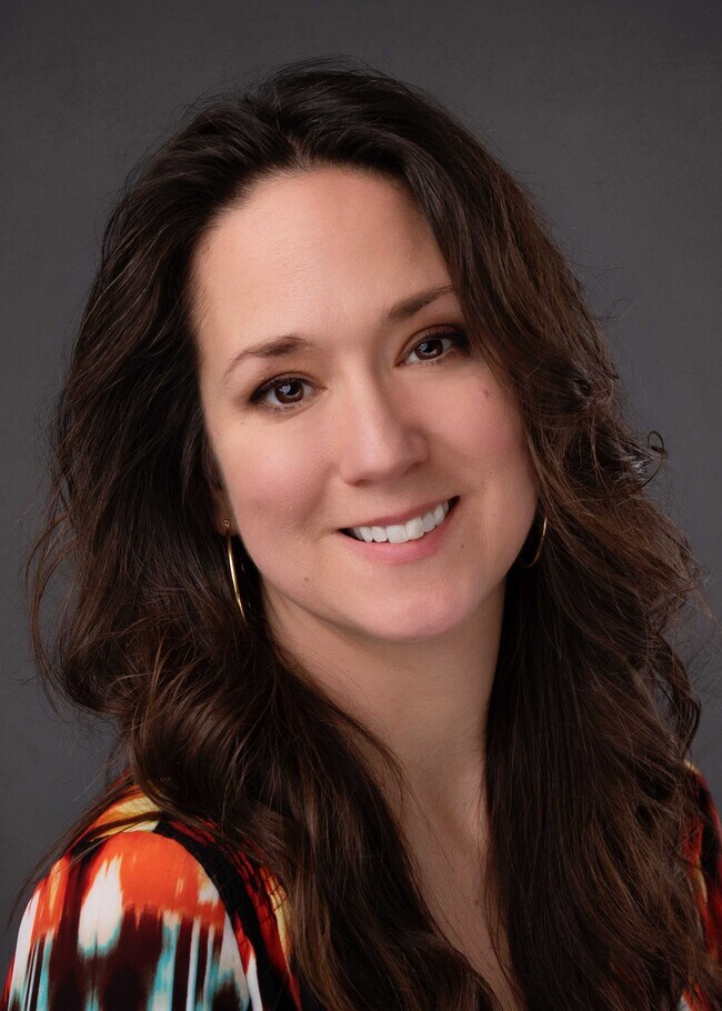 Laura Dusard