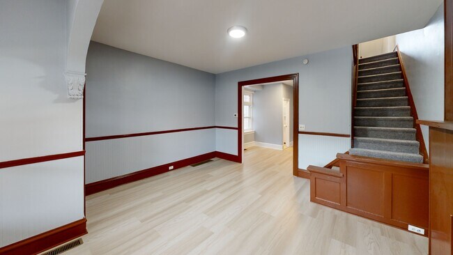 214 E Fornance St, Norristown, PA 19401 - photo 2