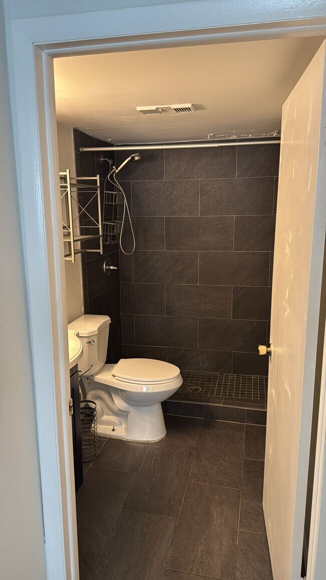 1615 Meridian Ave Unit 202, Miami Beach, FL 33139