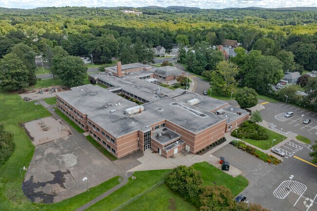 Mary G. Fritz Elementary School is located at 415 Church Street in Wallingford, CT.