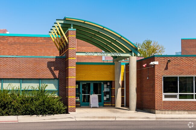 Drake Junior High School is a highly rated public school in Arvada with an A- grade on Niche.