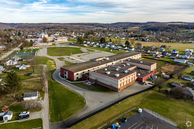 Frazier Middle School is not far from Fazier High School.