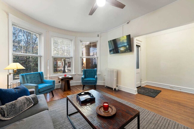 6229 N Wayne Ave unit ID1372301P, Chicago, IL 60660 - photo 2