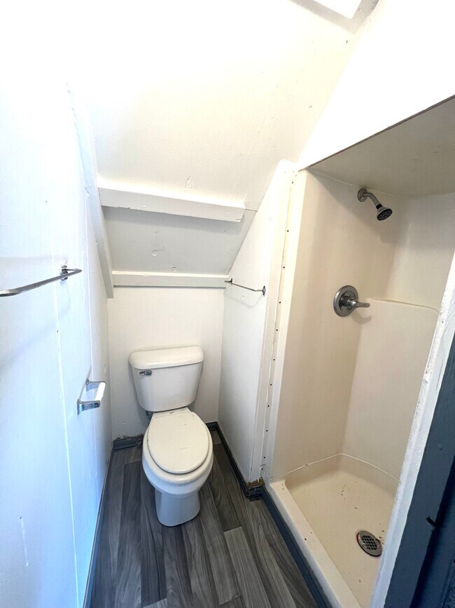 220 W Pierce St unit 2, Macomb, IL 61455 - photo 7