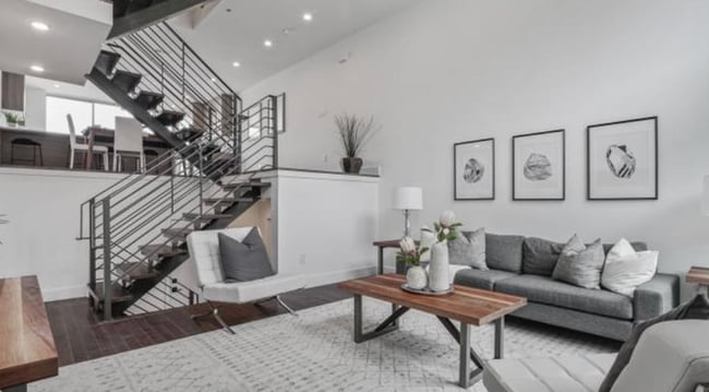 1345 S Garnet St, Philadelphia, PA 19146 - photo 2