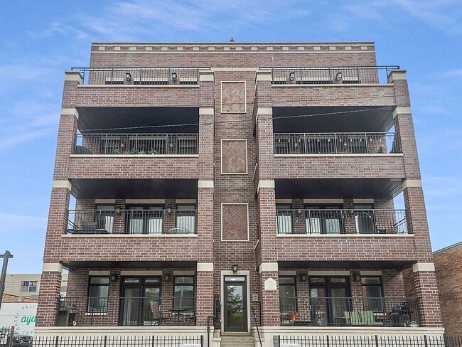 1356 W Grand Ave unit 2E, Chicago, IL 60642 - photo 4