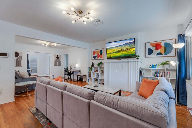 820 SW 26th Rd unit ID1241890P, Miami, FL 33129 - photo 4