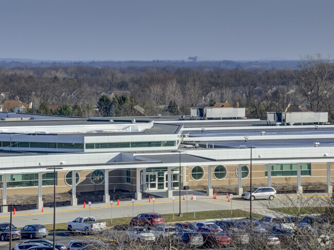 High Point School challenges students by offering an all-encompassing curriculum.