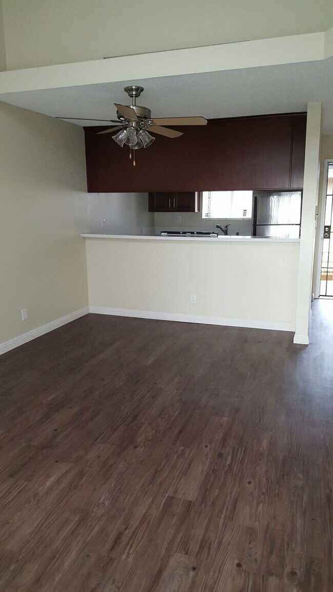 Chateau Park Casino Royale II, LLC, Inglewood, CA 90301 - photo 5