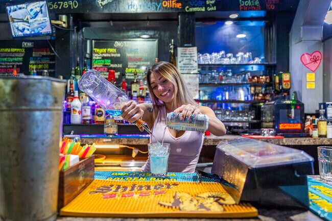 There are many options to get an evening drink in Park Plaza East.