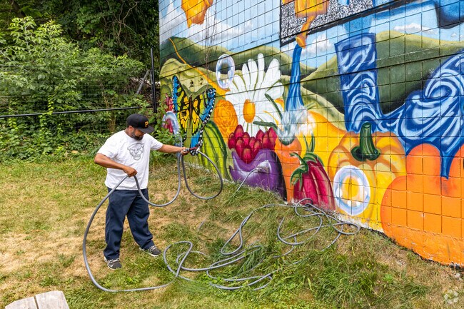 Beltzhoover residents help out and grow the community at the Garden On Gearing.