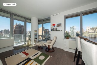 321 W 110th St, New York, NY 10026