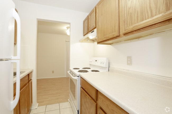 University Park, Urbana, IL 61801 - photo 2