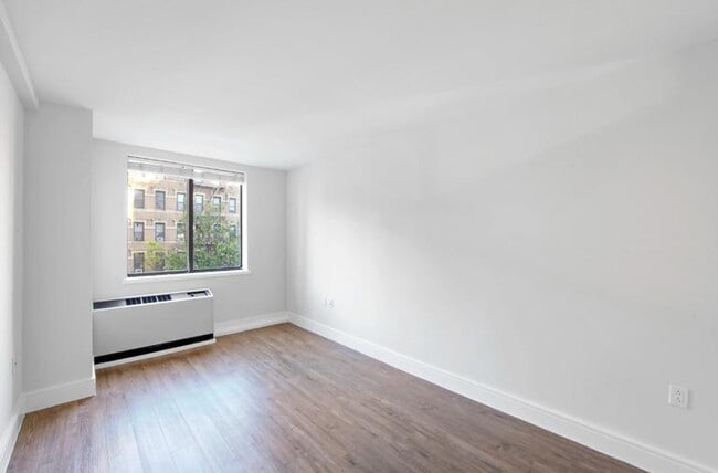 The Azure unit 403, New York, NY 10128 - photo 3