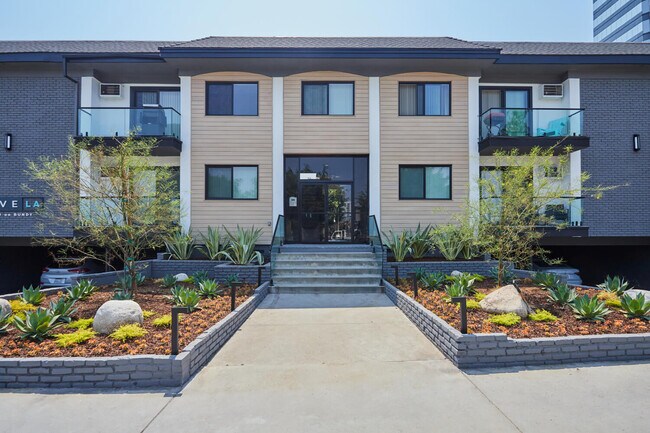 Beau on Bundy, Los Angeles, CA 90025 - photo 7