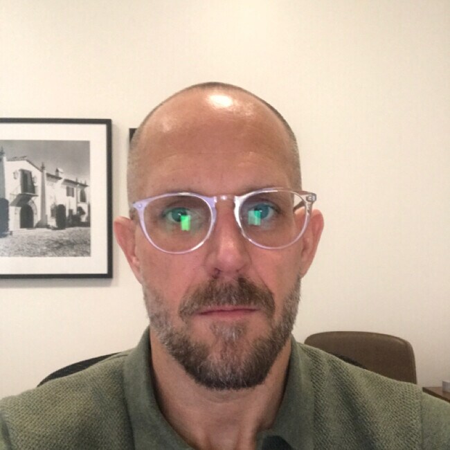 Agent Photo