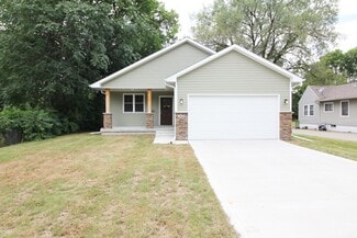 3828 40th St, Des Moines, IA 50310