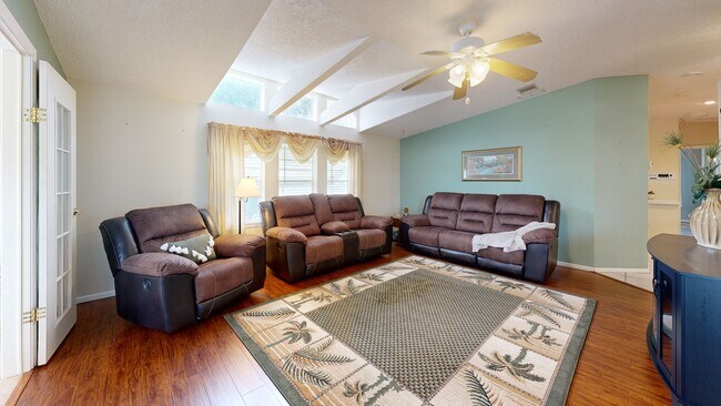 7621 Niantic Ave unit T7, Sebastian, FL 32976 - photo 2
