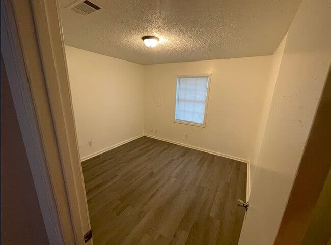 Owls Den Apartments, Columbus, MS 39701 - photo 6
