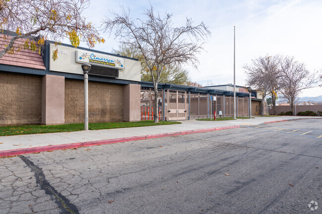 Cimarron Elementary School, Rankings & Reviews - Homes.com