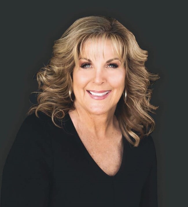 Martha Harrison, Real Estate Agent in ,