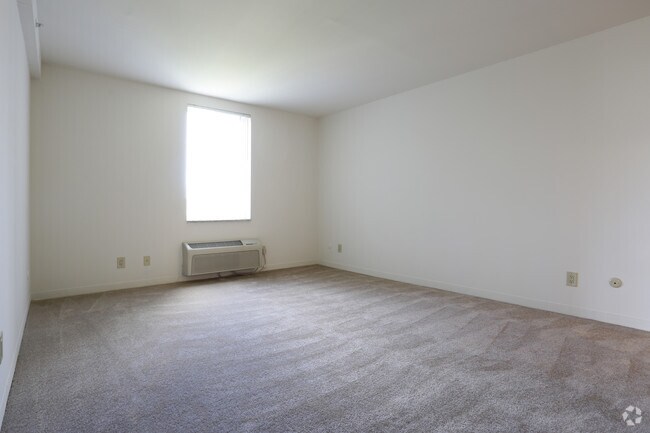 Bethlehem Towers, Bethlehem, PA 18018 - photo 7