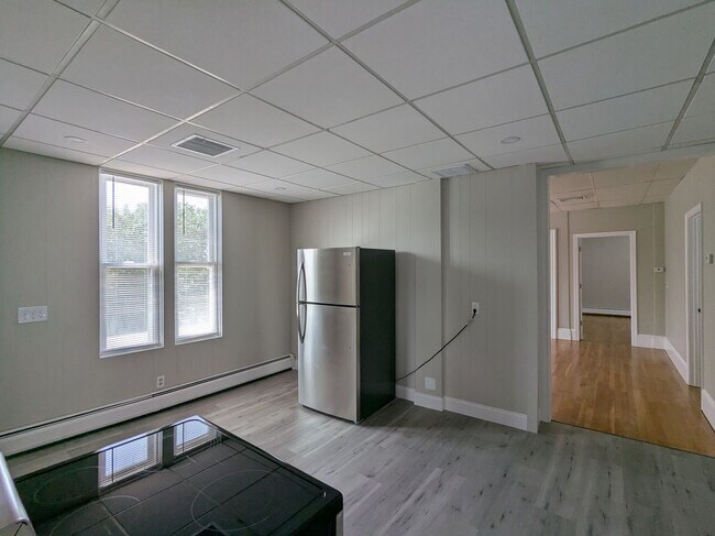 684 Park Ave, Cranston, RI 02910 - photo 4