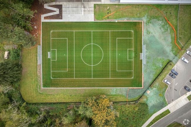 There are sports fields and parks throughout Ballinger.